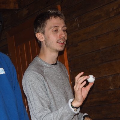 skotuson's profile picture. Si Svěrák, bereš herák, působíš faux pas.