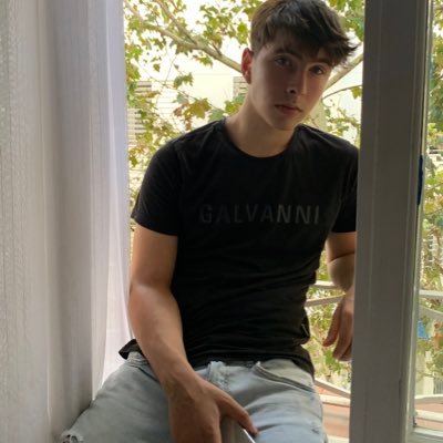 Romang_p's profile picture. .