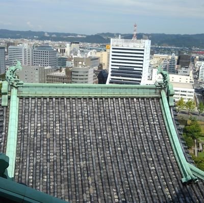 ワクチン打ってなかったのに派遣先で貰った韓国製マスクしてから半年以上体調壊れてます。医者よ直して。平熱が37.0℃前後。胸や喉が痛い。吐き気や目眩頭痛する頭がムズムズする。背骨が痛い。右目飛蚊症。ワクチン接種者の善意やばすぎる。愚痴ツイート９月
磁石鎖骨つくのに気付いた。若干脊髄側弯症、動悸腕や背中や肩甲骨おかしい。