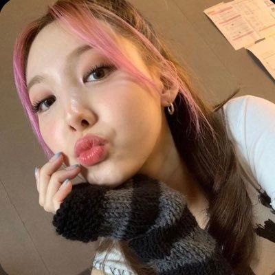 cbyf priv @clemenrtine || sttwt, shifttwt, oncetwt, blinktwt. autistic || fan acc