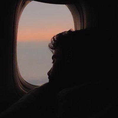 ثُم يعوضك الله ويُنسيك كل ما مررت بِه ❤️