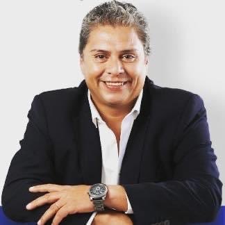 Involucrado en lo social desde joven. Trabajo en los barrios de Tucumán hace más de 20 años. Legislador de la Prov. de Tucumán 2023-2027