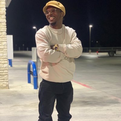 BURY ME IN GOLD.💫 AKA YOUR ROYAL FLYNESS 🤴🏿…..THA GOLDEN ERA ✨