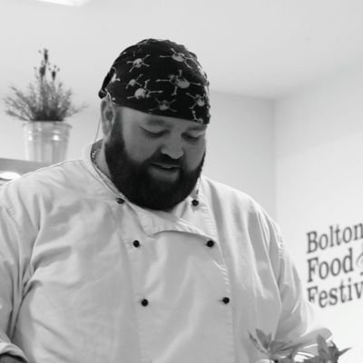 Third generation butcher, sausage maker, cook,husband to @msbobbysbangers, dad to Tilly monster. tv catering and streetfood #nosetotail #rolloff