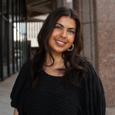 SophiaPParsa's profile picture. @Cronkite_ASU '23