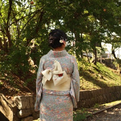 oneterrace_hazu's profile picture. OneTerrace 22卒👩‍🎓 | 日本語教師歴 2年 | エンジニアと企業様の入国・入社後のサポートをしてます🇻🇳🇲🇲🇰🇷 | 日本語教師ならではのできることを模索中(定着支援...など⁈)🔍 | 日本語教育のなぜ⁉️や日々の学びを発信💭 | フォロー・いいね、幸せます🌸