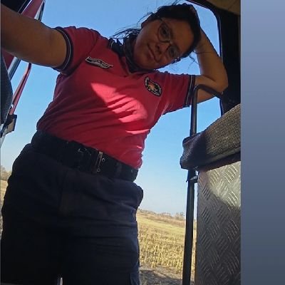 Libre y un poco loca💫
Amo mi trabajo 🚒