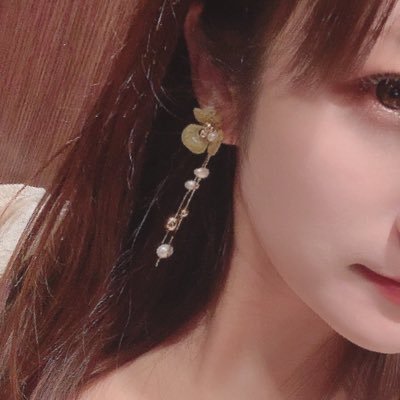 minne▶️https://t.co/67mwHqn0Qp メルカリ▶️ https://t.co/Dh3GPARtjSキラキラした天然石とかわいいお花が大好き♡おいしいご飯も大好き♡ハンドメイド好きな人仲良くしてください♡