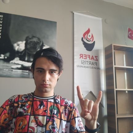 TÜRKLÜĞÜN SÖNMEYEN ALEVİYİZ 🐺⚔️ 
GENÇLERBİRLİĞİ ❤️🖤🔥