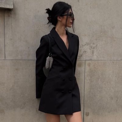 2rxui's profile picture. live your life