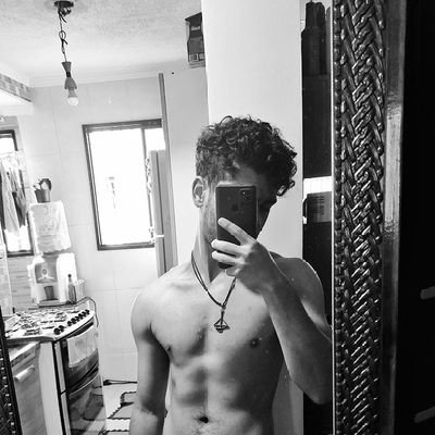 •Ser for gostosa do rabão eu troco•
Sou Hetero°
Sempre trocando 🔥