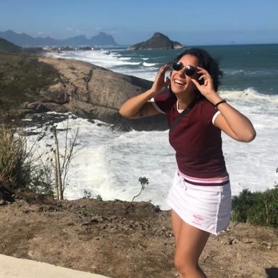 elisamf's profile picture. 