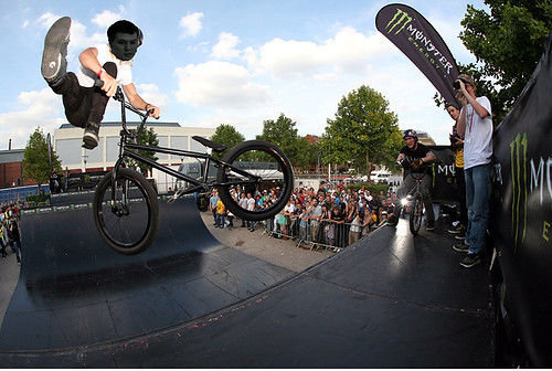 pro bmx'er, kipburgers, captain nice AAARgH