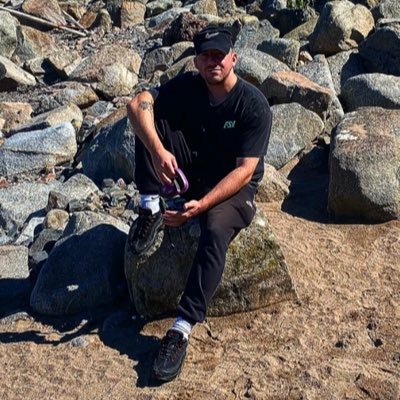 NUFC. ◼️◻️ https://t.co/p1fDh1OZb5
