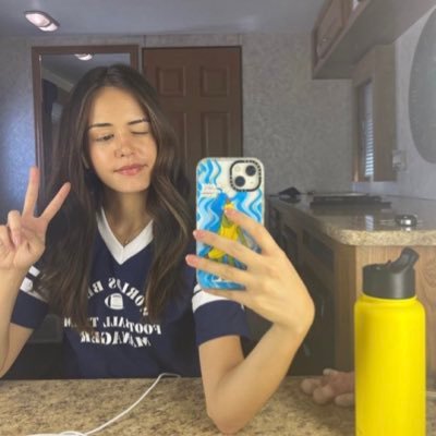 eqg0es's profile picture. 