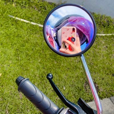 deeviiw's profile picture. Semoga kamu dan aku selalu sehat dan bahagia, aamiin