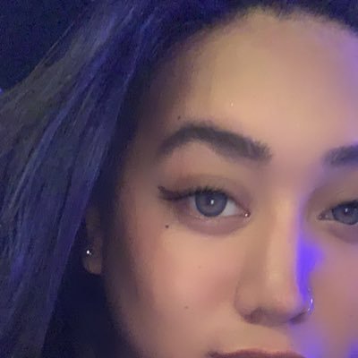 20🦋finding sugar daddy 😽❤️/selling videos ❤️ 💦/video call sex🔥💕 /dm me on telegram @Kellyyy08