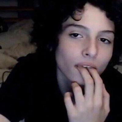 TW ed, sh // pro recovery!! // fatphobes, transphobes dni // if u hate typos don't read my tweets-