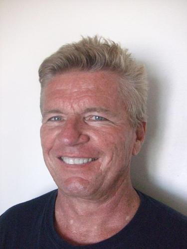 joey_lavin's profile picture. The quest is to be of max service to others+HP,what a Journey! I like to give out Gold Stars to those who ⭐️Shine On⭐️