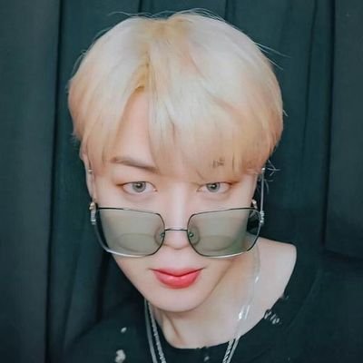 Bias...JIMIN  🌸🌖😍
                         🐿      DE CORAZON 🐥🐰🐾
OT7