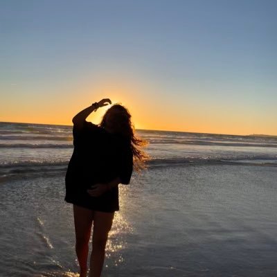Psicología 🧠❤️🔥 ~condenadamente tuya, hasta que el recuerdo nos separe para siempre ✨~
