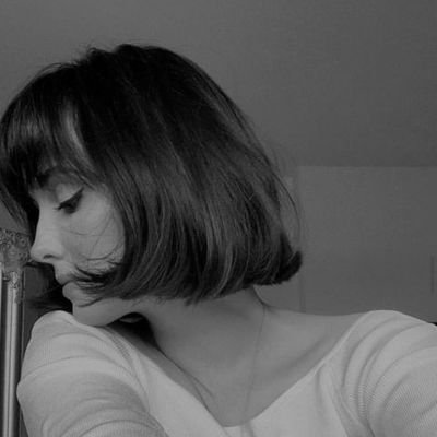 h_55il's profile picture. مالك الا المرحبا🫀