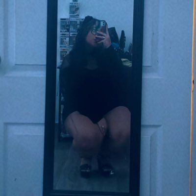 RUM💚~ Geology⚒~small town girl living in a lonely world~🍷