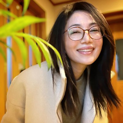 Courtne44523582's profile picture. Simplicity is the key to happiness (●'◡'●)