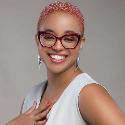 fortuknit's profile picture. senior accoumanager at global translation company. owner & chief creative officer of @i_am_fortuknit