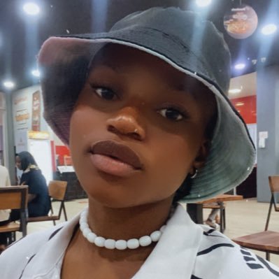 Just growing with the flow, putting myself first is not being selfish 🌚. Virgo♍️ , beautiful and easy going, a movie lover…. follow back💯. IG@vanessa_wales