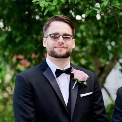 britothebskis's profile picture. Guitar nerd. I mostly tweet nonsense. #FlyEaglesFly and #NJDevils make me sad.