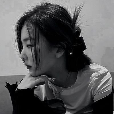 Kaum bucin BTS š & SEULGI š
Polaristique
Seulgi fix solo, Oktober š¤©