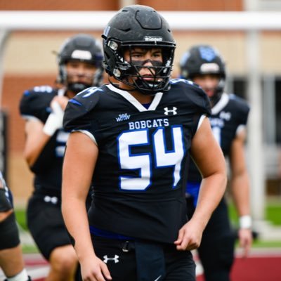 Byron Nelson High School | C/023 | 3.5 GPA | 1290 SAT | 28 ACT | Varsity Center |6’0”|215lbs Phone: 817-917-9269 Email: austinjerrettmartinez@gmail.com