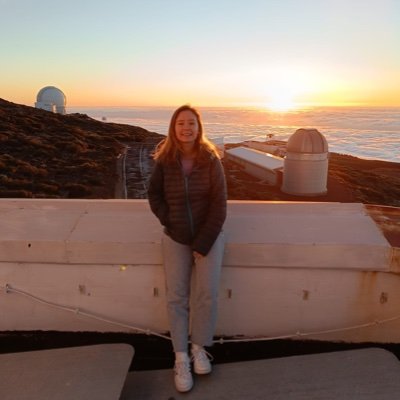 solar system phd student @ edinburgh | northern ir(ish) | ☄️🌟🌹 ☕️ 🐶| she/her