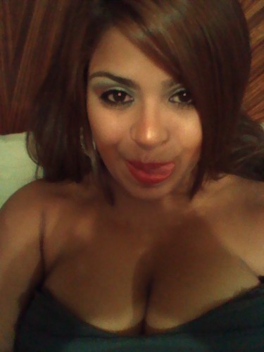 Marie23_015's profile picture. 