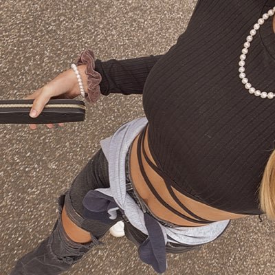 ahsokakbm's profile picture. 16 | liebe Twitter @VanessasAraAra   main: @ahsokaval