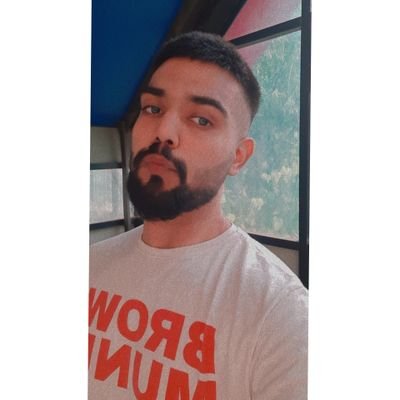 AruChopra3's profile picture. 