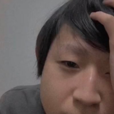 damclOy10POm24Y's profile picture. 