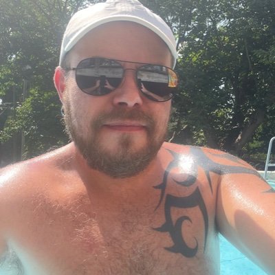 Gay country boy in NW Alabama. 18+ ONLY! body positive and love all shapes and sizes, love all races, love all cock sizes. NO FUCKING FEMALES, Jesus Christ