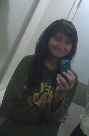 yolandaelyza's profile picture. October 10th--------------
UI_adm. perkantoran dan sekretari (2011), 
UIN_Psikologi (2011), 
UPN_Hubungan Internasional (2011), 
UPN_mnjmn informtika (2011)