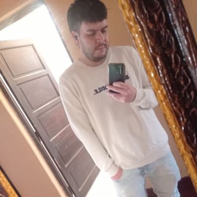 GabiLinares10's profile picture. Estudiante de administración de empresas.