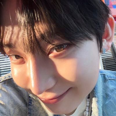 kim taehyung, in another life i would be your girl. she/her ♏