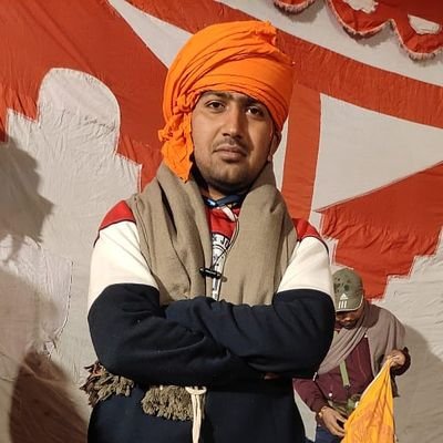 Youtube channel name -
Mahakal Ka Bhakt Vlogs 
(कट्टर हिन्दू)

जो मुझको follow करेगा मे उसको follow back करूंगा.