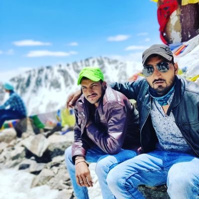 Ashoksw8013's profile picture. 