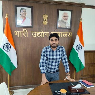 eranil2u's profile picture. perfect controller of d nerves. Happy go lucky type..alwayzz lyk 2 join d side in need..i m a complete music maniac. smwhat simple living bt high thinking.