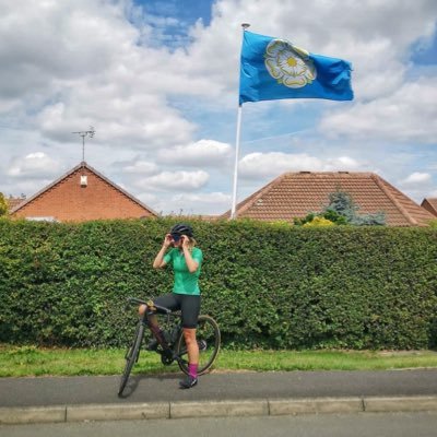 Ultra runner 🏃🏼♀️. Training for the Spine Race 💪🏽. Goes up hill🏔. Cafe stop queen 🚴🏼♀️👸🏽. Specialist Podiatrist 🦶🏼. #Yorkshire
