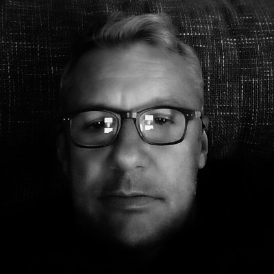 robert_poje's profile picture. 