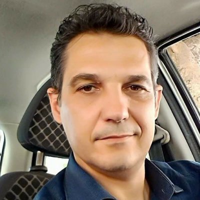 XiWebMarketing's profile picture. SEO Specialist siciliano. Da 10 anni mi occupo di SEO E Local SEO, ottimizzo siti web ed e-commerce in tutta la Sicilia