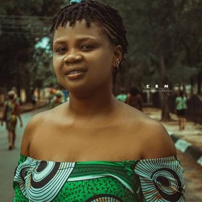 Mirabel09424235's profile picture. 