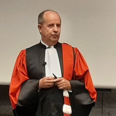 Professeur de droit public @UBO_UnivBrest, Président com. des Lois de l'Assemblée nationale (2012-2016), Ministre de la justice, garde des Sceaux (2016-2017).